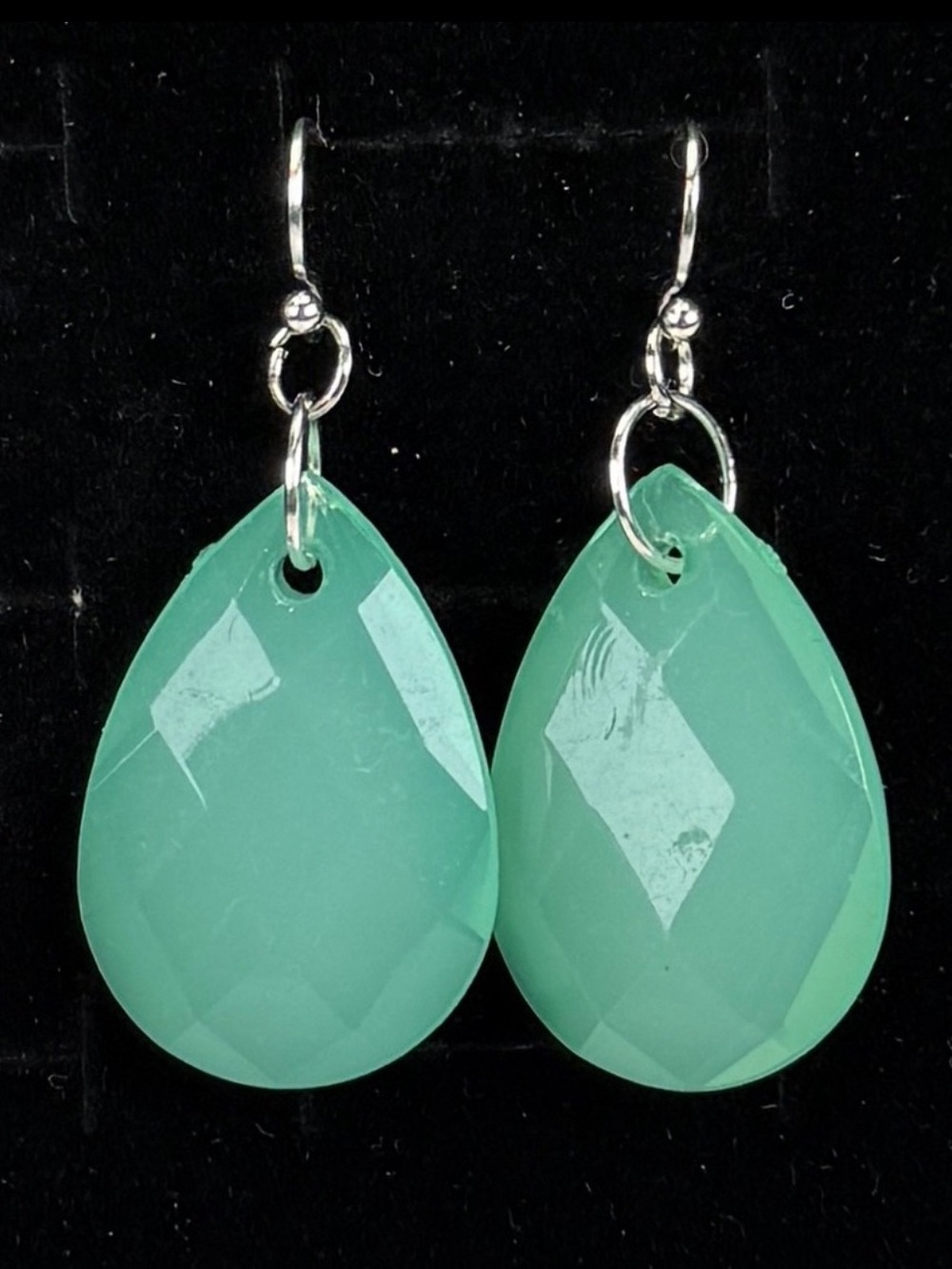 Pretty mint green pendant and earring set + free 16 inch cord necklace